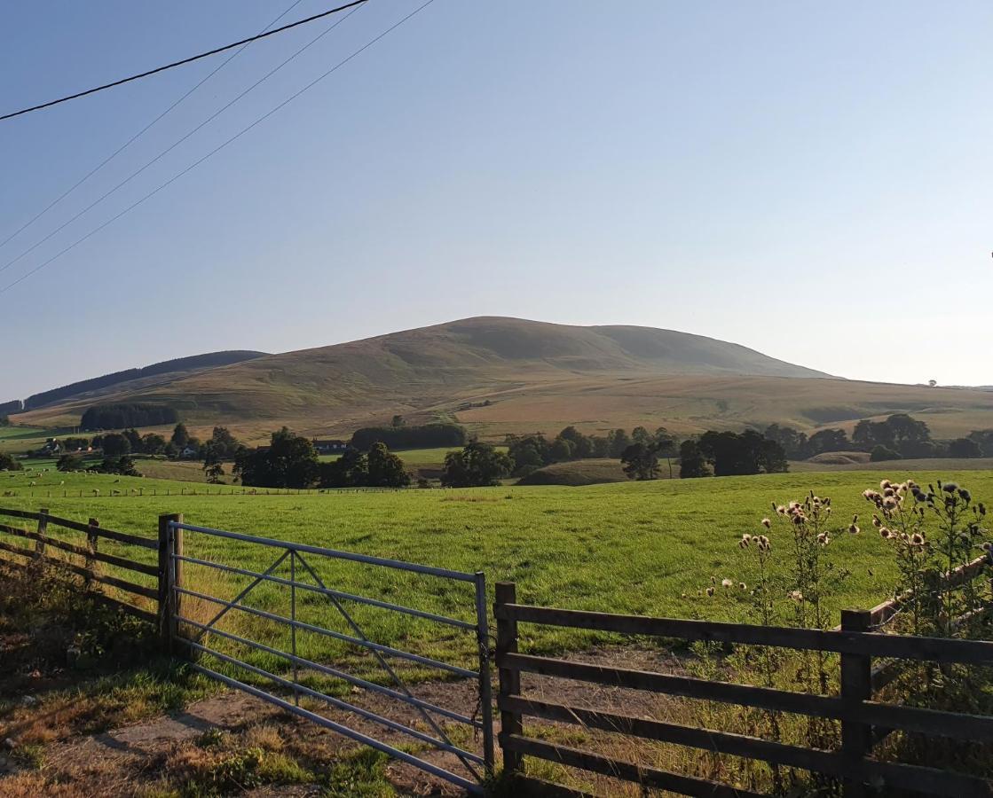 The Granary At Tinto Retreats, Biggar Is A Gorgeous 3 Bedroom Stone Cottage Wiston  Zewnętrze zdjęcie